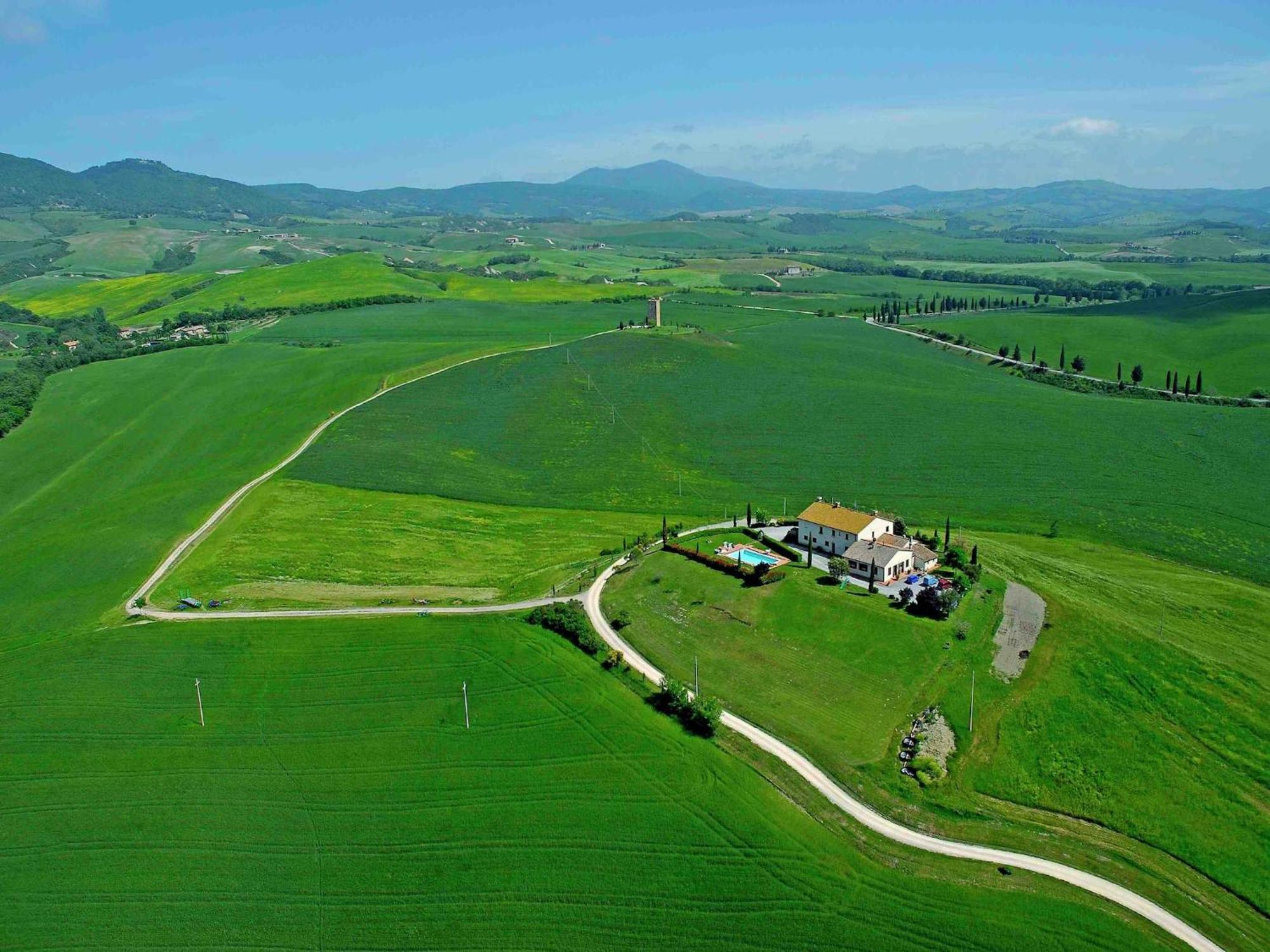 Modern Farmhouse In Pienza With Pool Exterior foto
